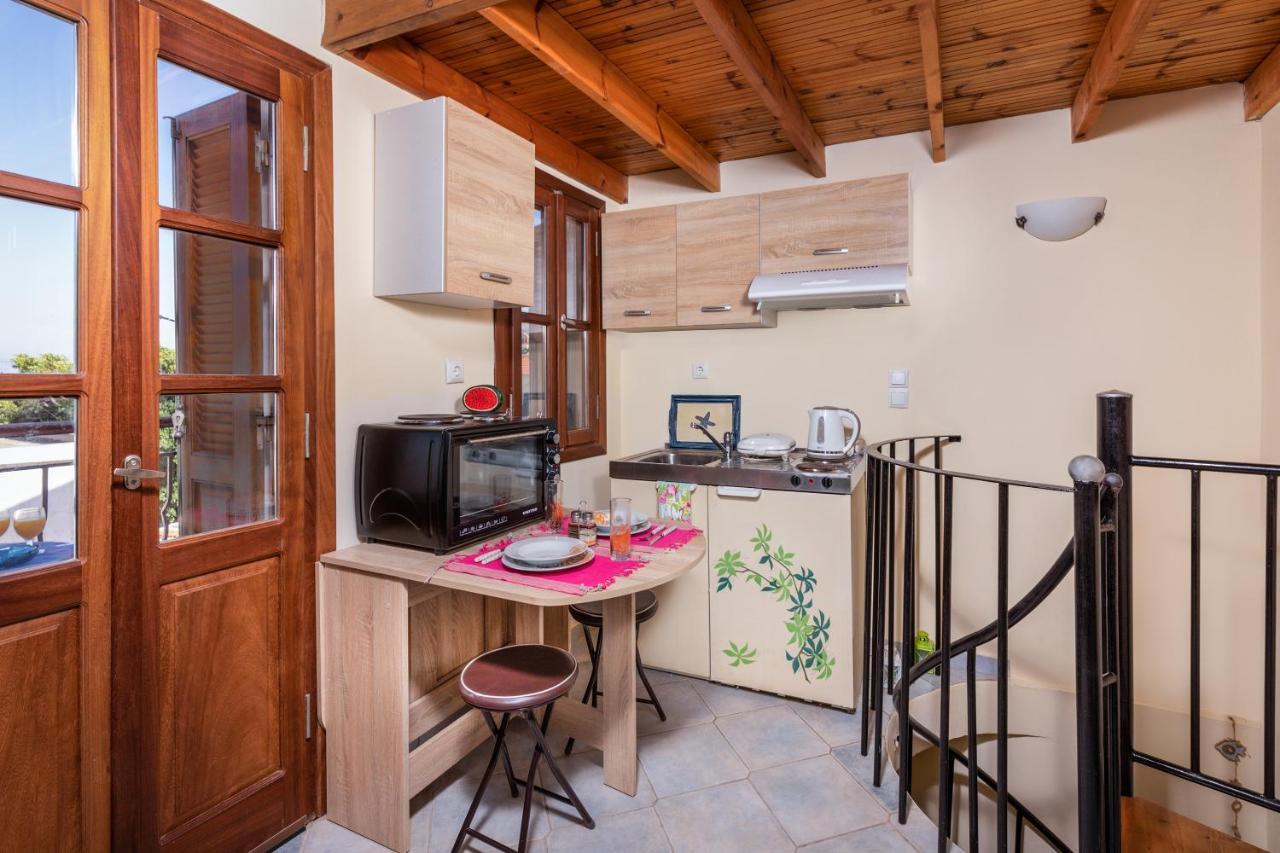 Coralli House * Chalki Town