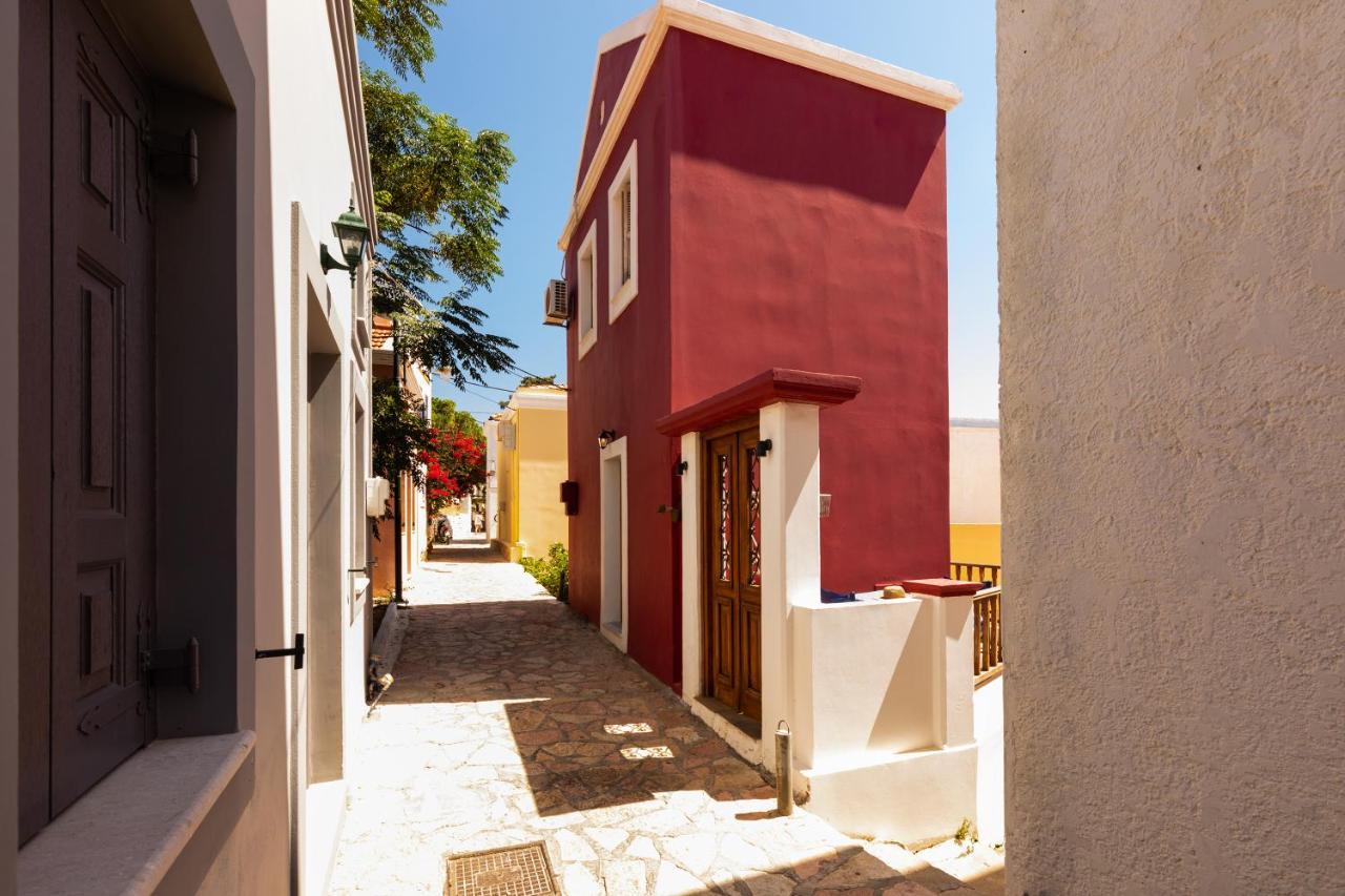 Coralli House *
